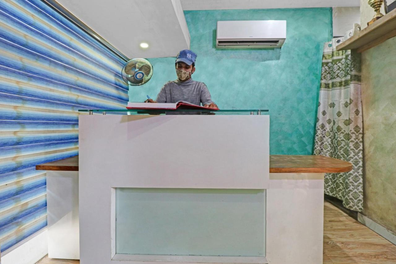Capital O 86700 Green Valley Hotel 3*