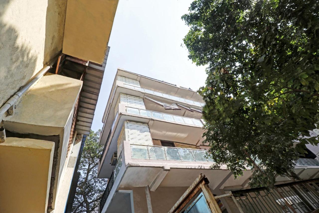 Capital O 86700 Green Valley Hotel 3*